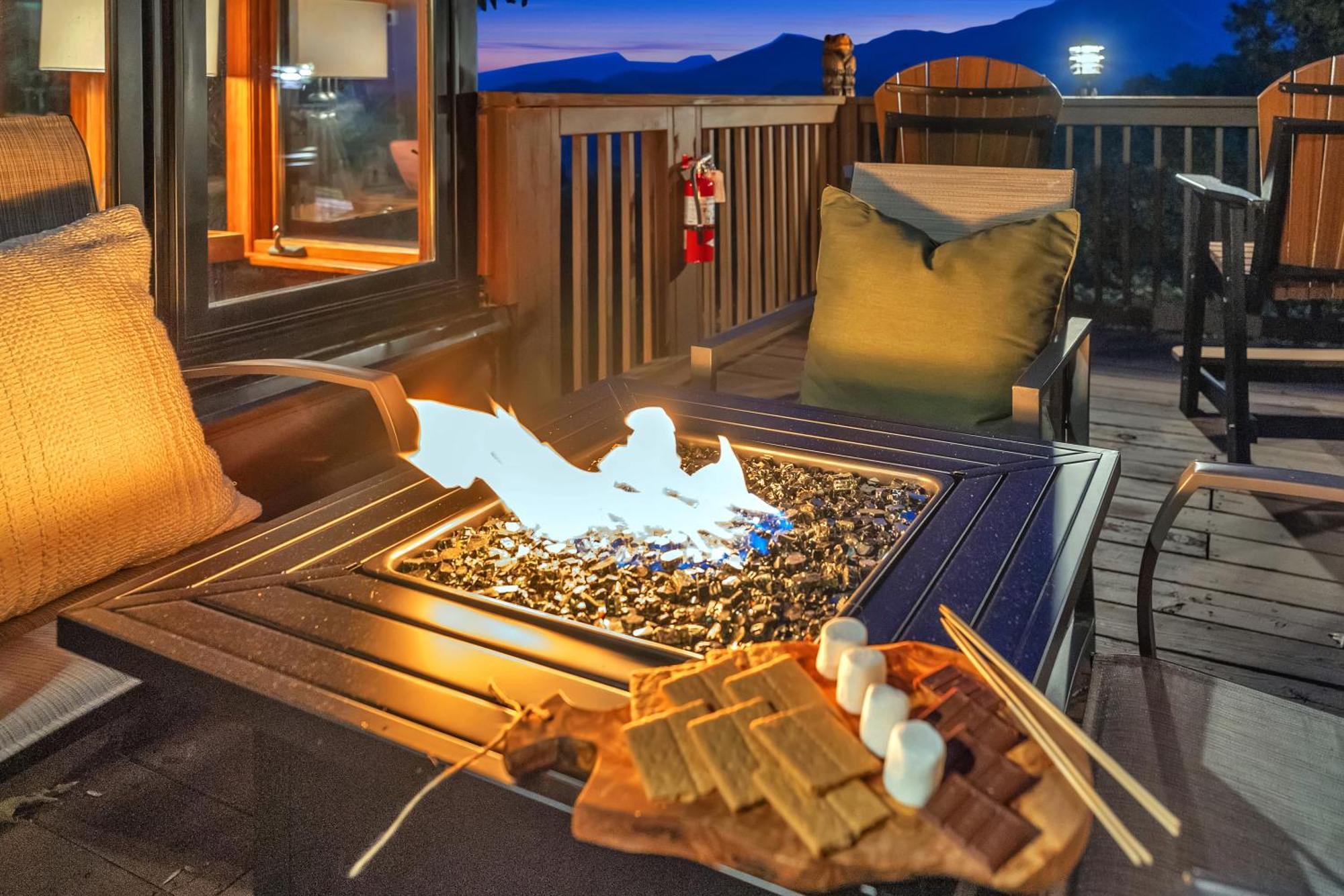 Family Chalet With Sauna, Hottub, Heavenly Views! Mins To Downtown! Gatlinburg Zewnętrze zdjęcie