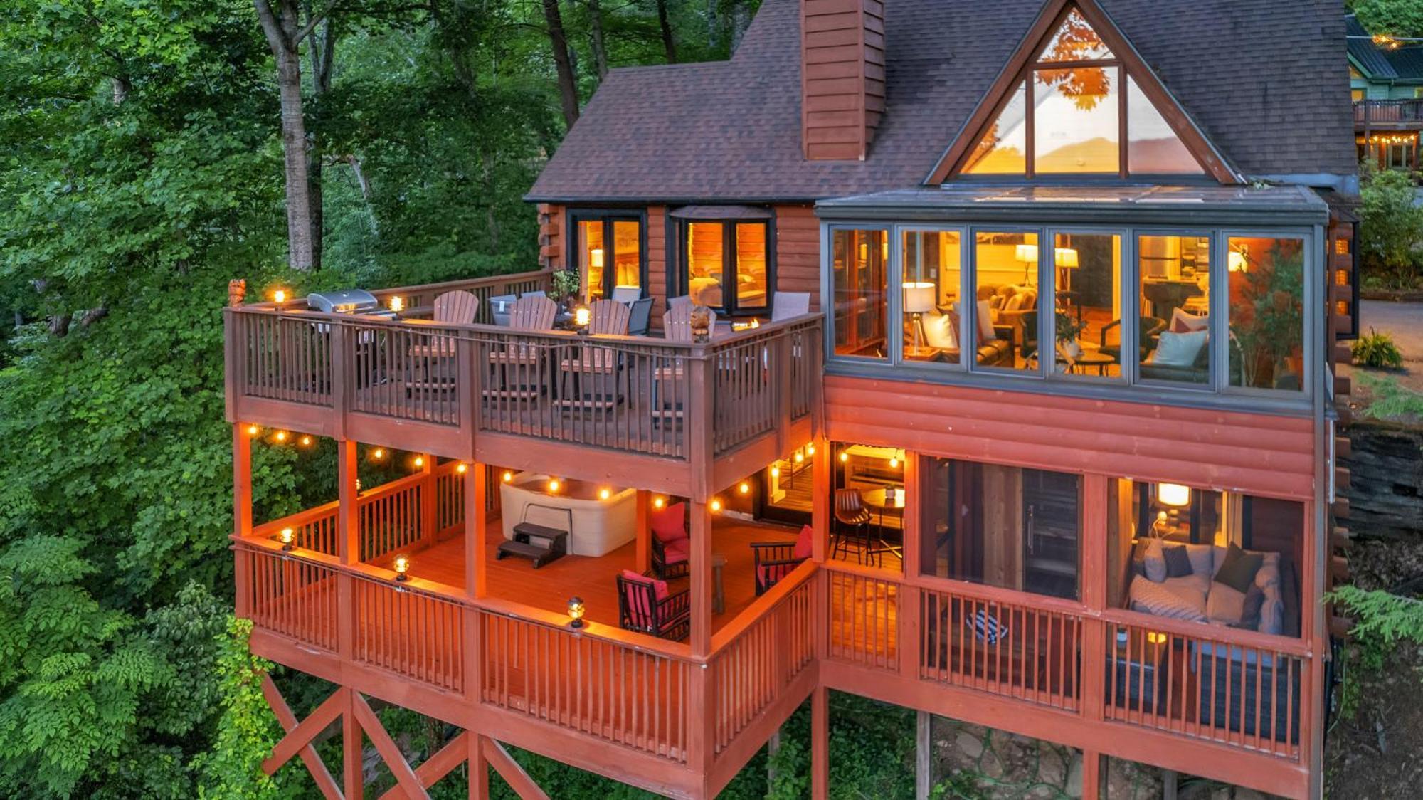 Family Chalet With Sauna, Hottub, Heavenly Views! Mins To Downtown! Gatlinburg Zewnętrze zdjęcie