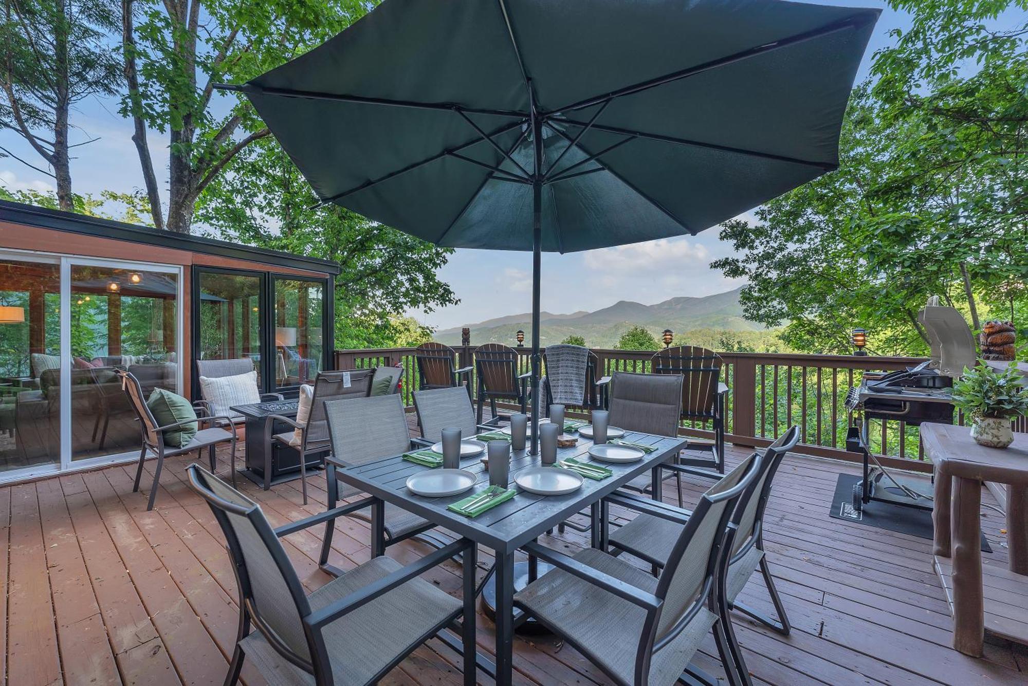Family Chalet With Sauna, Hottub, Heavenly Views! Mins To Downtown! Gatlinburg Zewnętrze zdjęcie
